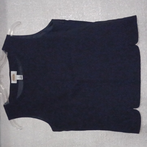 Talbots Petites Blouse Vest Women's Sz 8 Black Sleeveless Top Rayon & Polyester. - Picture 2 of 10